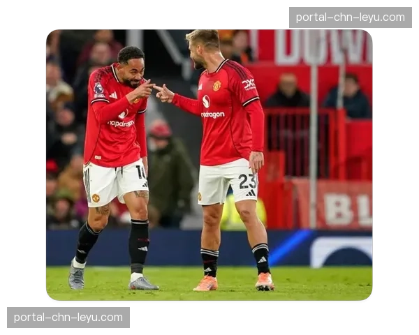 半场战报：曼联0-1落后布赖顿霍夫，主场再遭对手快速反击得手