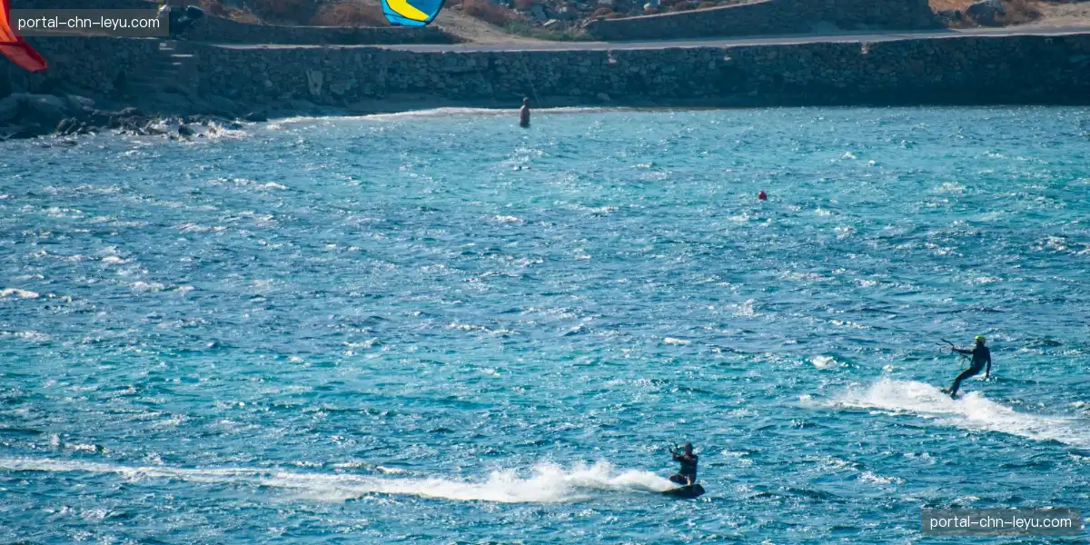 🔥 冰球赛场求婚成功，冰面见证爱情誓言，热血即刻引爆！💍